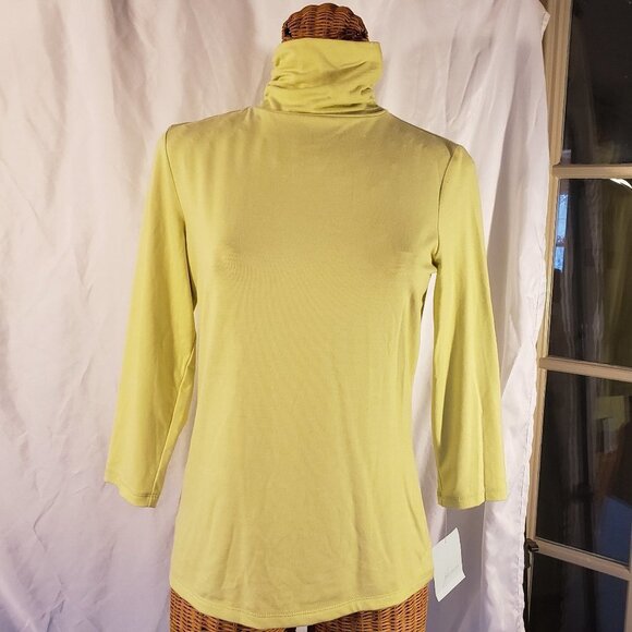 NWT Ladies JH COLLECTIBLES Lemon Yellow Turtleneck Top - M - Picture 1 of 4